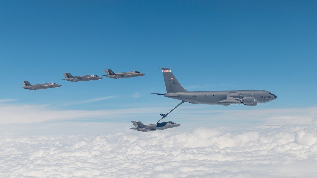F-35 refueling