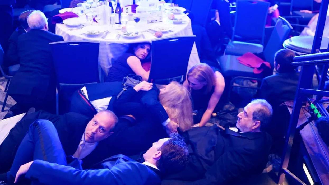 Faced with gun violence, journalists hide under tables like their kids under desks