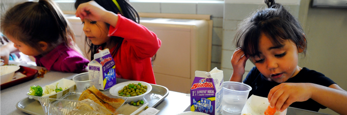 Sanders Rips 'Casual Cruelty That Motivates Trump and His Billionaire Friends' as White House Moves to Strip Free School Lunches From 500,000 Kids