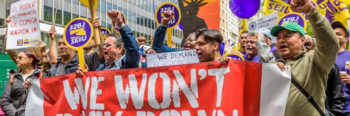 Warren Joins Chorus Urging Biden to Raise Minimum Wage to $15 an Hour for Federal Contract Workers on Day One