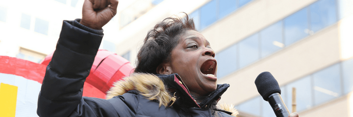 Hundreds Rally for #NetNeutrality Right Before the FCC Destroys It