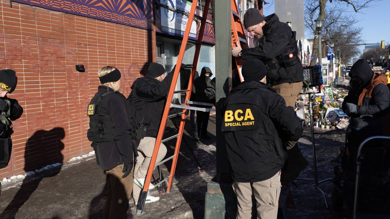 Federal Agents Descend On Minneapolis For Immigration Enforcement Operations