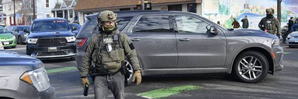 Federal agents unmarked vehicles.