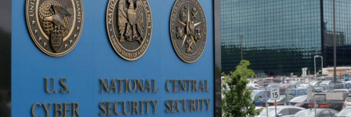 Shadow Broker? NSA Contractor Arrested for Allegedly Stealing Classified Code