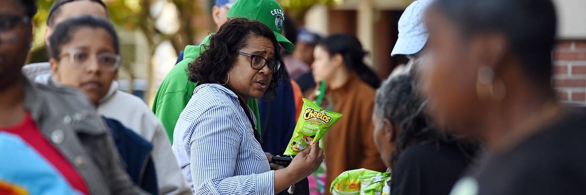 Federal employees and contractors receive food items