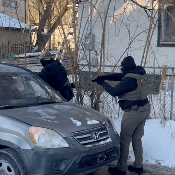 As Agents Pull Guns on ICE Observers, Lawmakers Make Stand Outside DC Headquarters: 'Fire Kristi Noem'