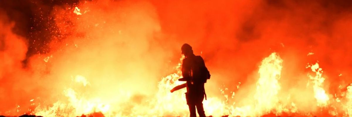 'The Trend Is Unmistakable': New Analysis Shows Heat Records Broken Twice as Often as Cold Ones