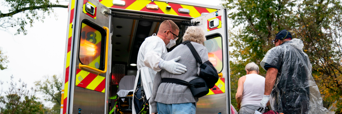 As Covid-19 Infections Skyrocket, House Report Slams Trump's Pandemic Response as Among "Worst Failures of Leadership" in U.S. History