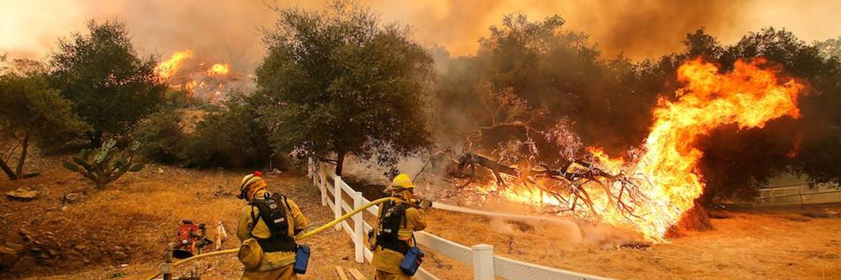 'Modern Day Slavery': Prisoner Firefighters Risking Their Lives in California Battling Wildfires an Example of System's Injustice, Say Critics