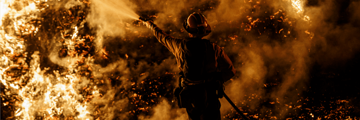 In Another Record 'We Should Not Be Breaking,' Daily Average of CO2 Levels Hits High of 418.12 ppm