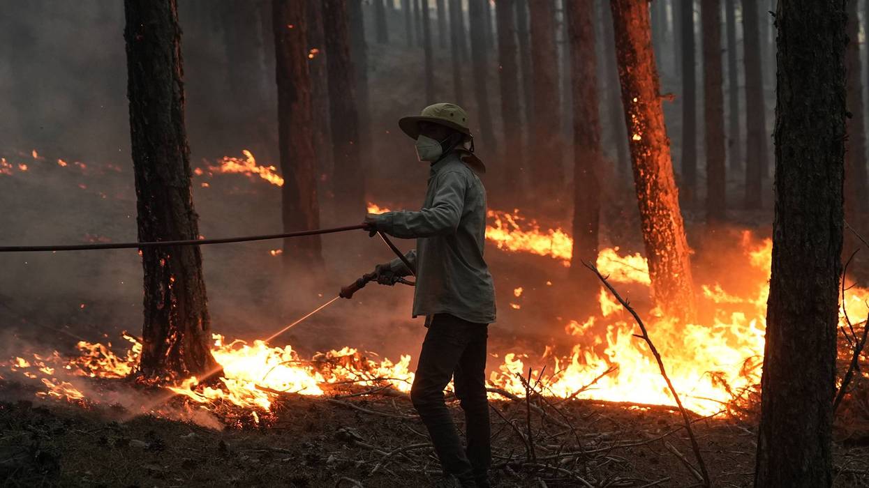 Firefighting efforts continue in Aydin's Cine