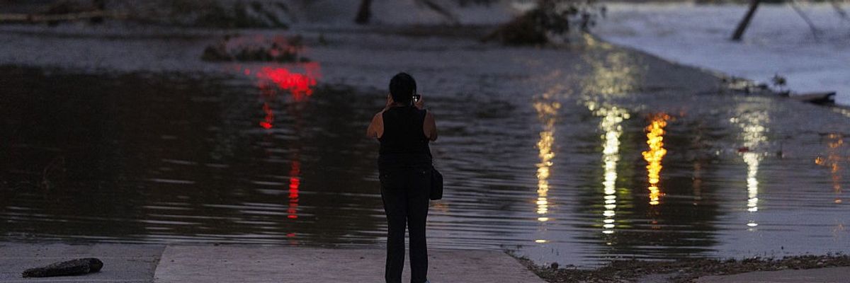 Flash floods kill 67 in US state of Texas