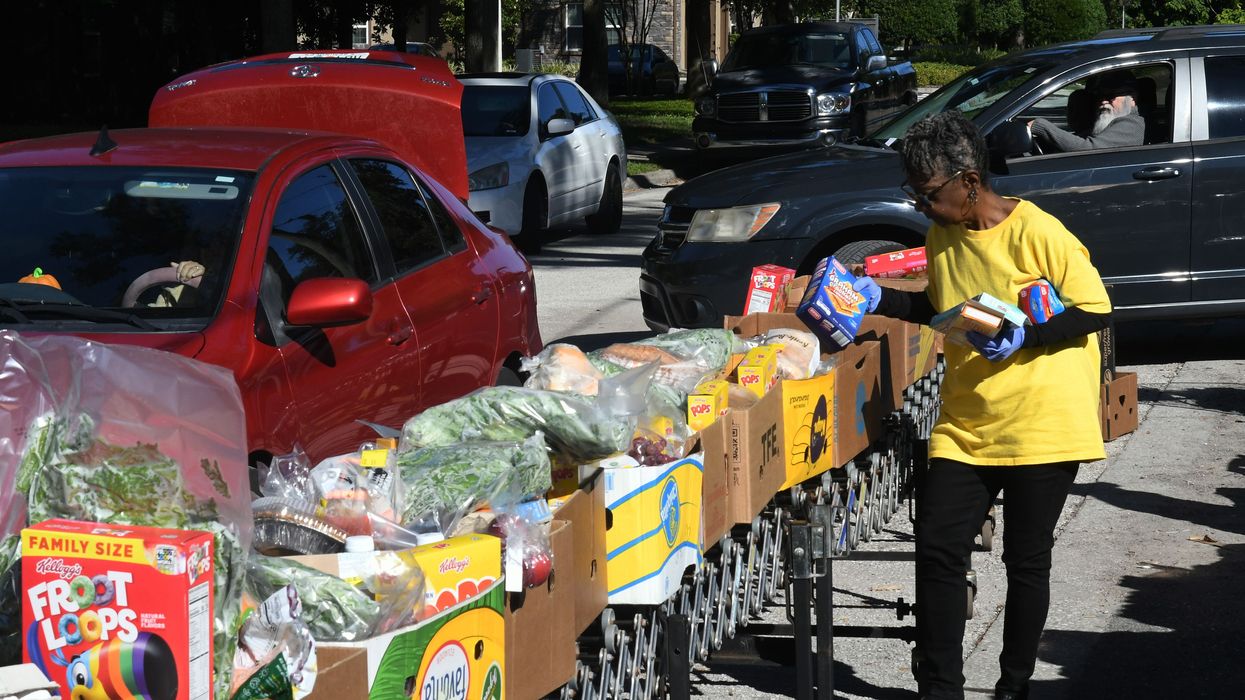 Florida Food Bank Hosts Food Giveaway Ahead Of Federal Food Assistance Funding Running Out Due To Gov't Shutdown