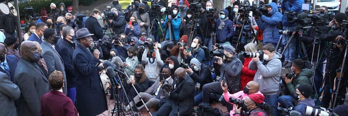 'Just Look at the Torture Video,' Says George Floyd's Family Lawyer as Chauvin Trial Begins