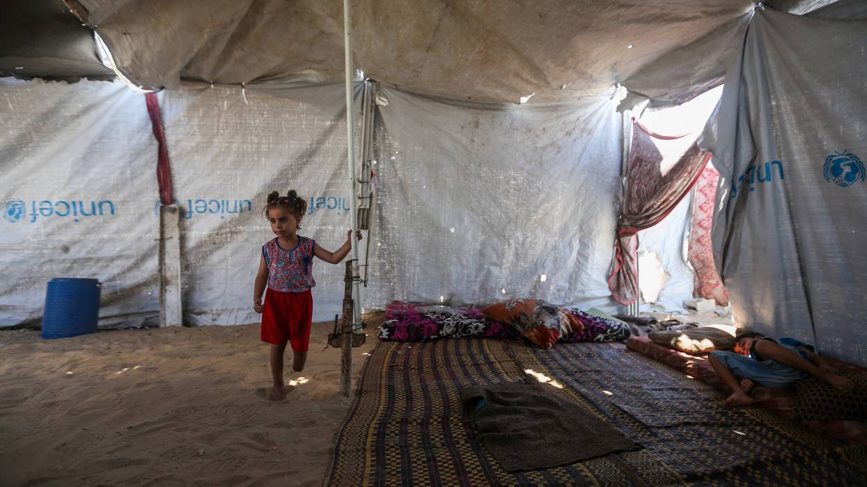 Focus On: Four-year-old Amputee Jalar Alaa Daban