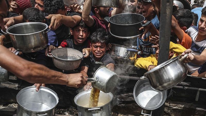 Food distributed to Palestinians in Gaza under Israeli attacks