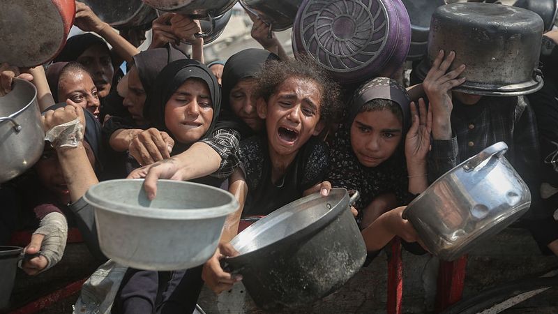 Food distributed to Palestinians struggling with hunger in Gaza