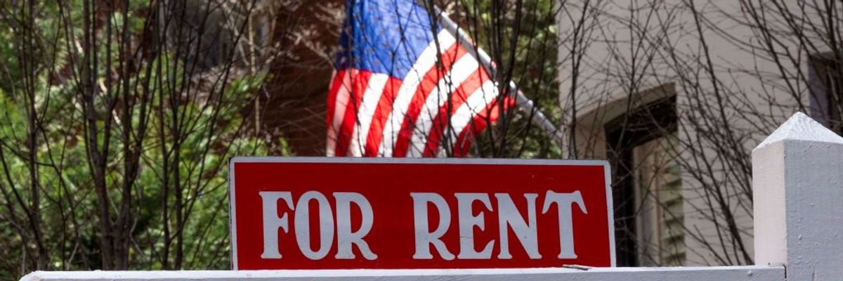 'For Rent' sign in Washington, DC