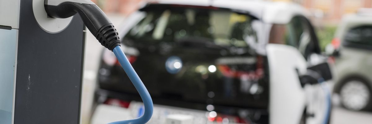 For the electric vehicle industry to be a catalyst for good-paying jobs in the U.S., lawmakers must develop better trade agreements and encourage unionization, researchers from the Economic Policy Institute argued Wednesday. (Photo: Shutterstock)