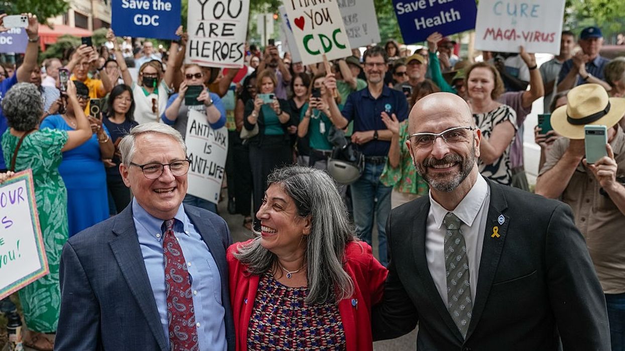 'You Are Heroes': CDC Staff Stage Mass Walkout in Support of Officials Who Resigned in Protest