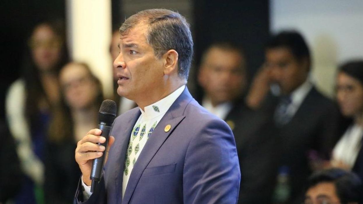 A Refutation of Neoliberalism's Defenders in Ecuador