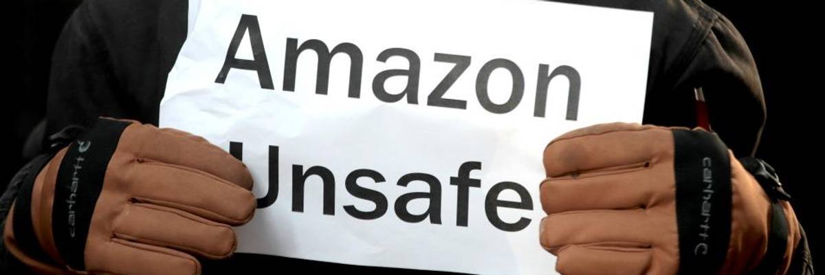 Despite Threats From Management, Amazon Warehouse Workers in Chicago Strike to Demand Better Coronavirus Precautions