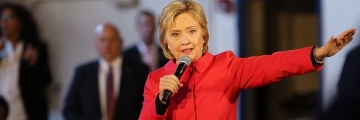 Reflecting Democratic Party's Past, Clinton's 'Deluded and Dangerous' Remarks on Migration in Europe Spark Outrage