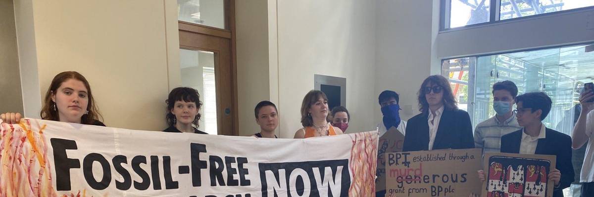 Fossil Free Research campaigners