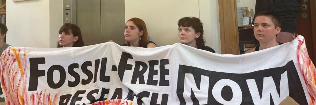 Fossil Free Research