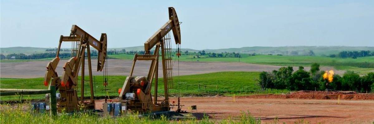 Expansion of Fed Lending Program Blasted as Bailout for 'Toxic and Reckless' Fossil Fuel Industry