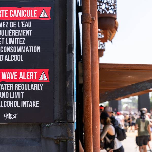 FRANCE-CLISSON-HELLFEST-HEATWAVE-ALERT-ALCOHOL-HYDRATION