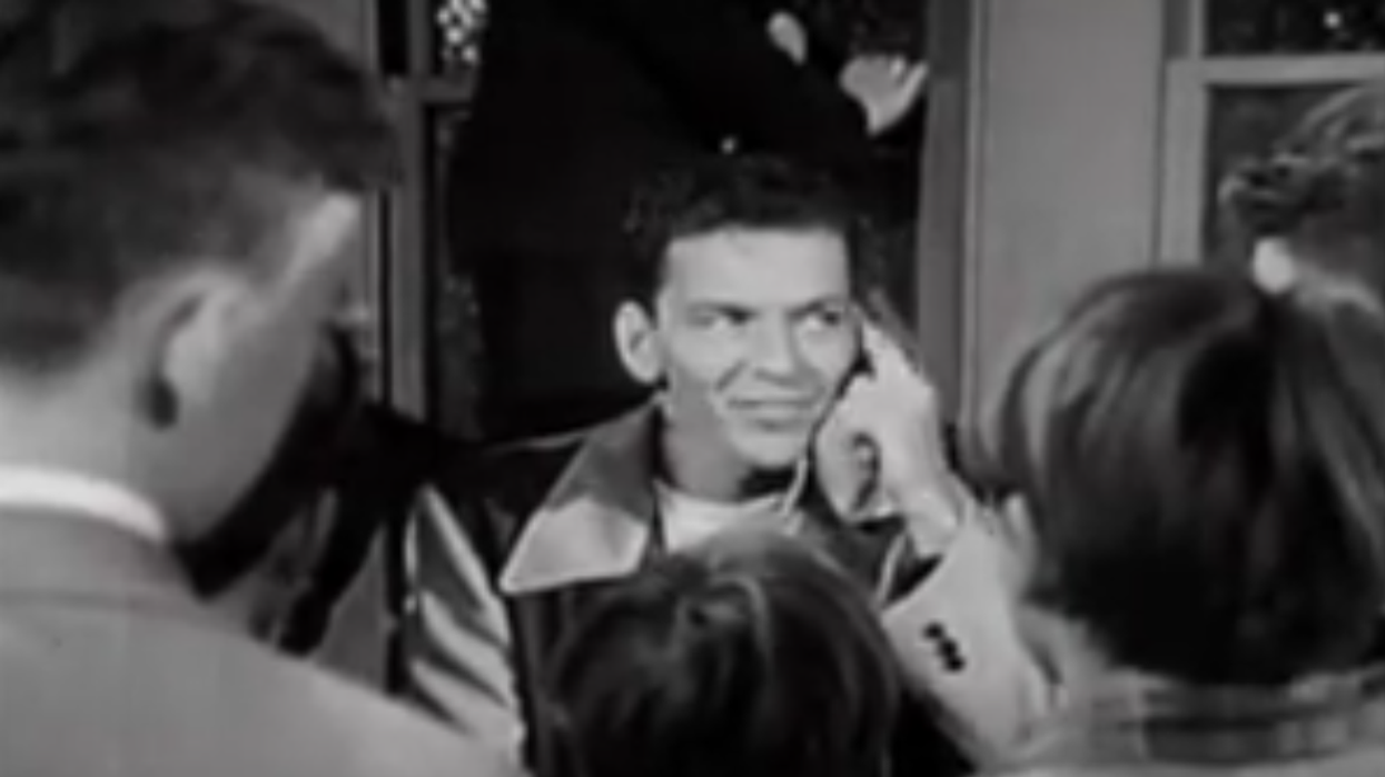 Frank Sinatra in 1945 special.
