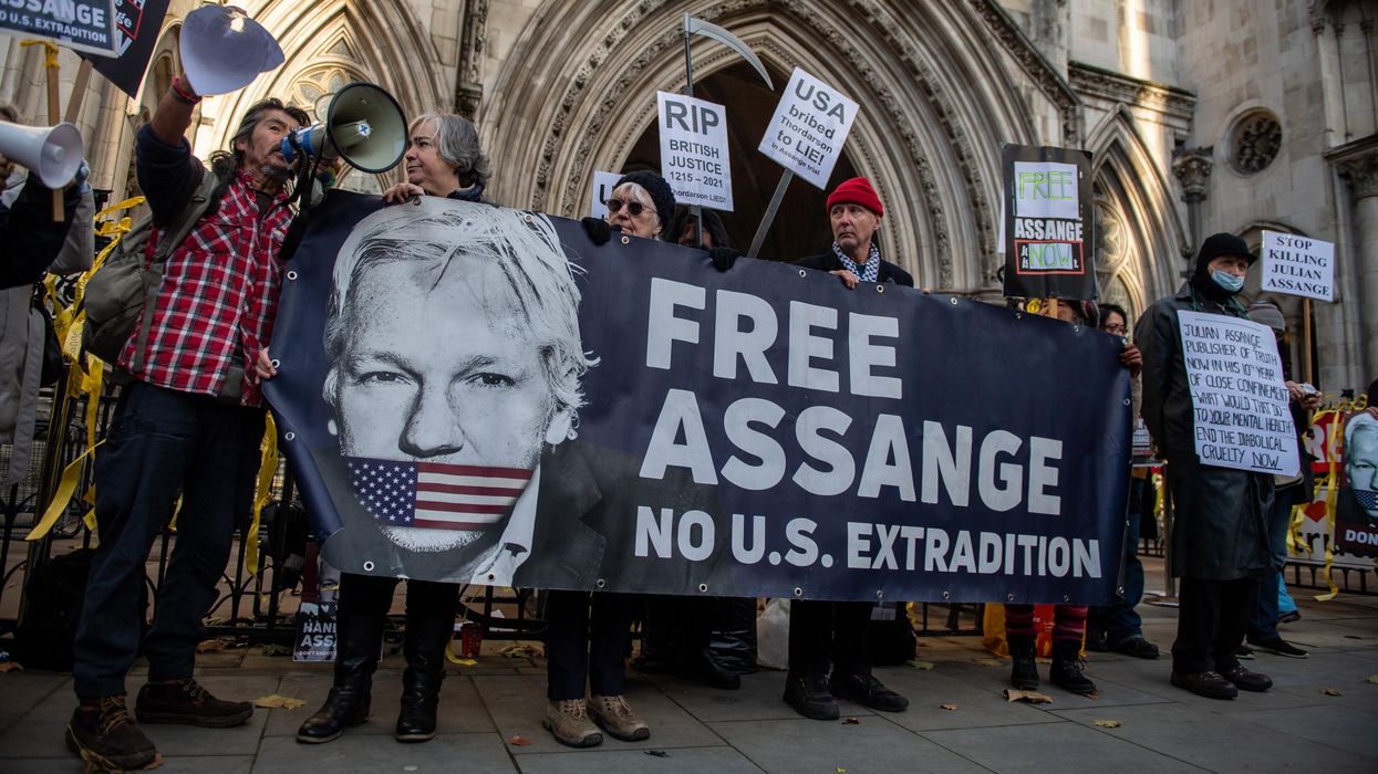 Free Assange protest