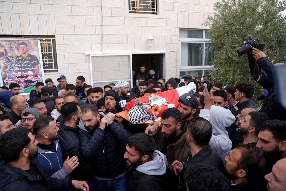 Funeral held for Palestinian killed in settler attack in Mukhmas\u00e2\u00e2\u00e2\u00e2\u00e2\u00e2\u00e2