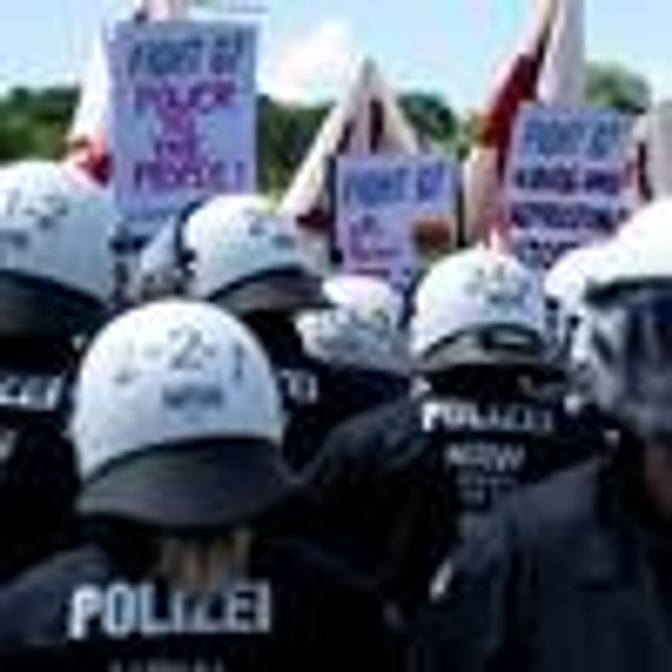 G7 protesters clash with police in Munich, Germany