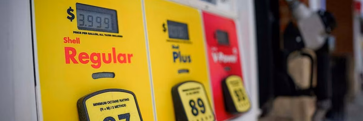 Gas Prices in US Already Up 35% as Iranians Threaten to Close Another Strait Over Trump War