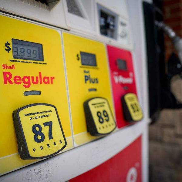 Gas Prices in US Already Up 35% as Iranians Threaten to Close Another Strait Over Trump War