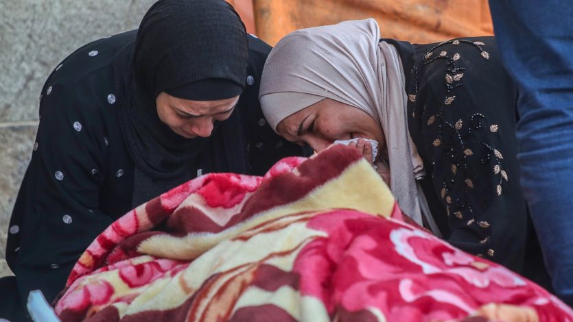 Gaza women mourn slain civilians