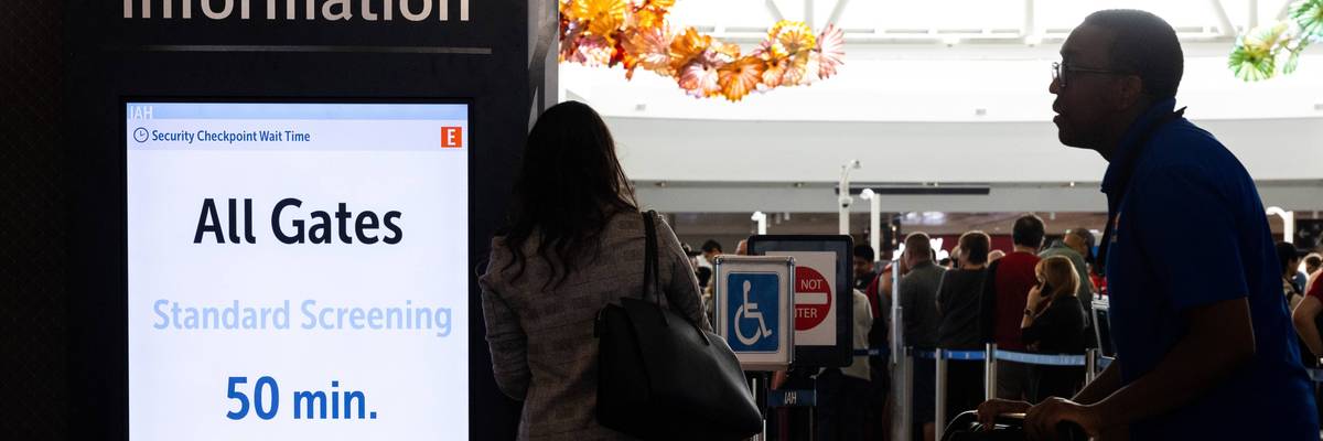 George Bush International Airport Continues To Be Plagued By Extremely Long TSA Lines