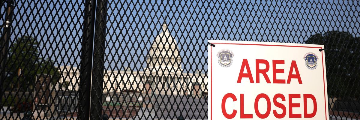 GettyImages-1327324415_capitol