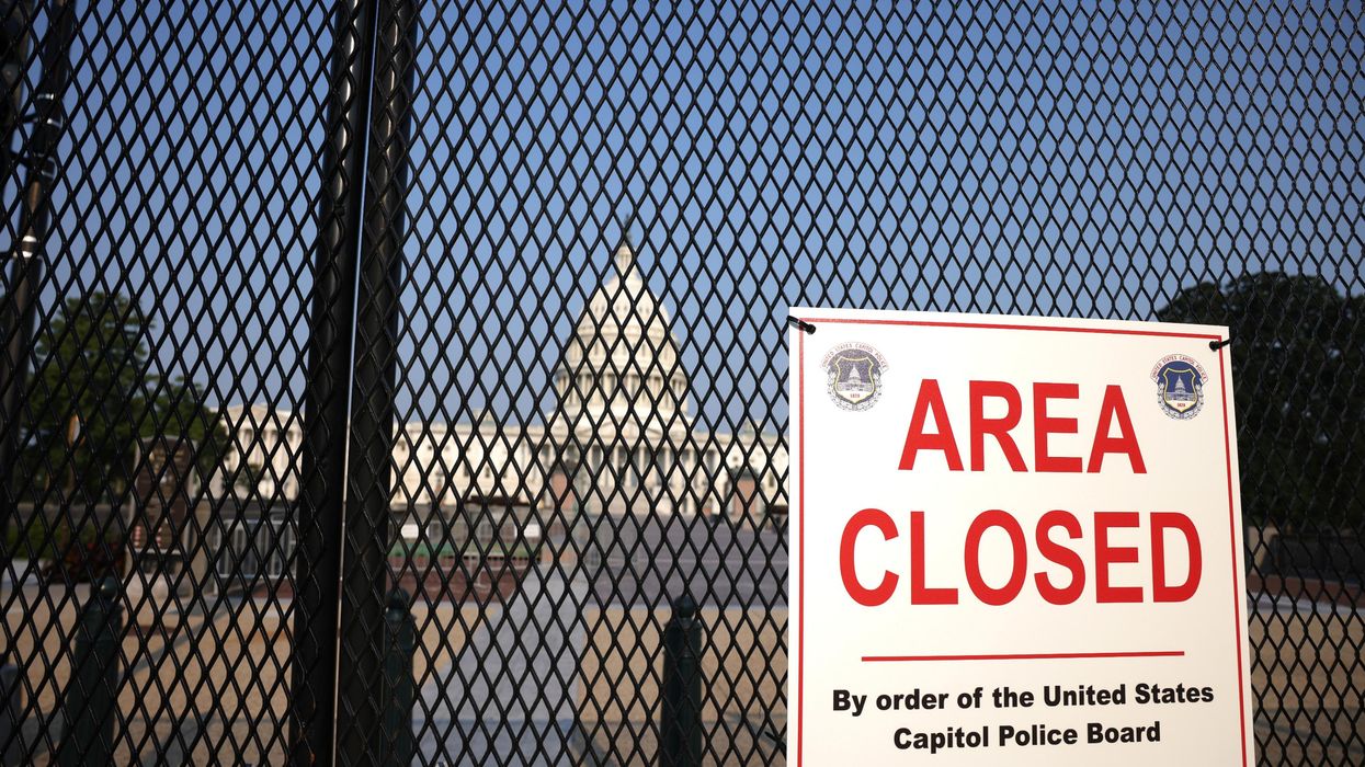 GettyImages-1327324415_capitol