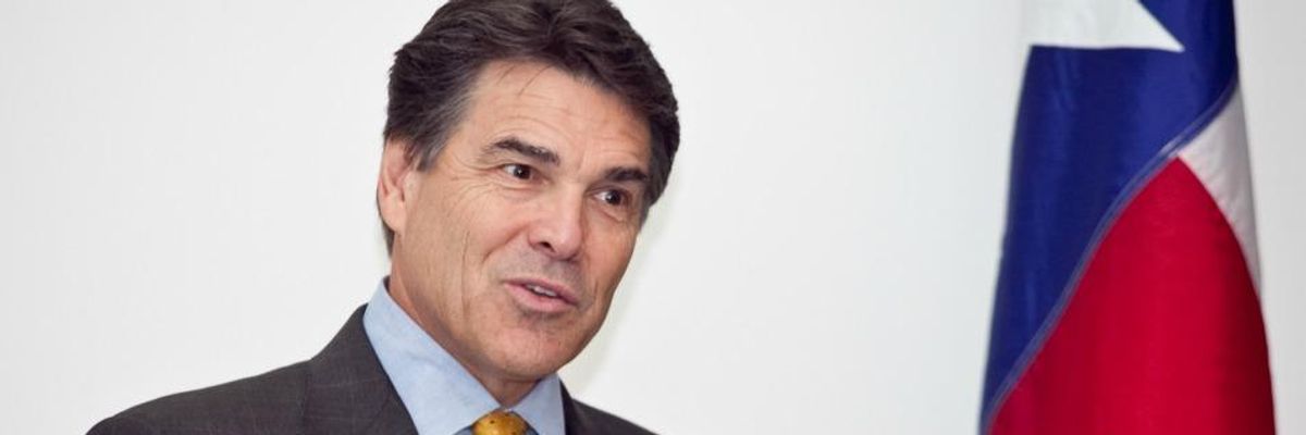 Rick Perry to Send 1,000 Troops to Border to Fight Migrant Children and Families