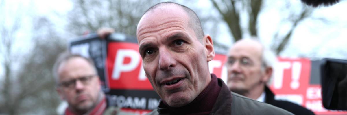 Greek economist Yanis Varoufakis speaks to the media after visiting Julian Assange at Belmarsh prison in London on February 23, 2020.