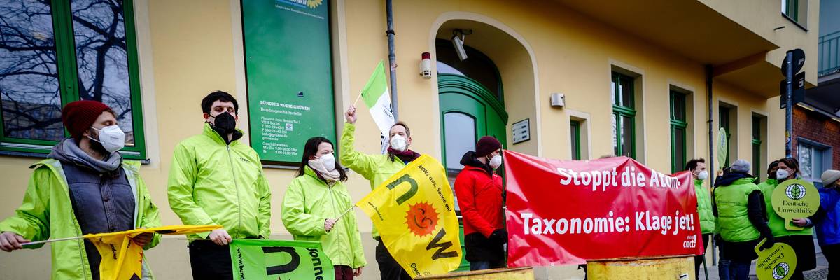 Green campaigners in Germany oppose labeling gas and nuclear power as green energy