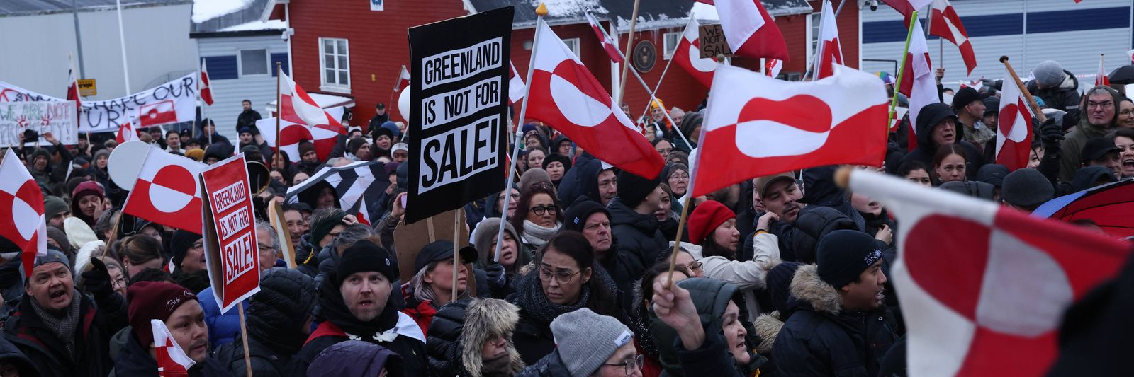 greenlanders-protest-trump-with-flags-an