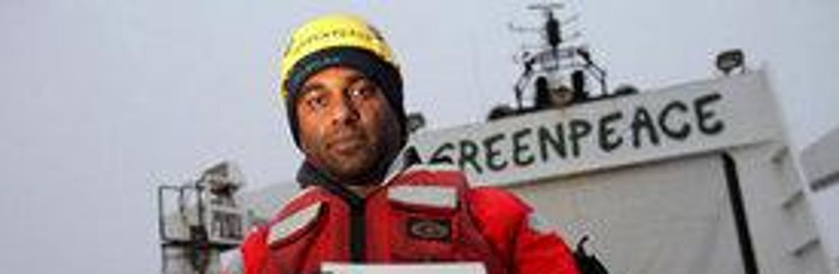 Greenpeace Head Kumi Naidoo Risks Arrest in Arctic Oil Rig Protest
