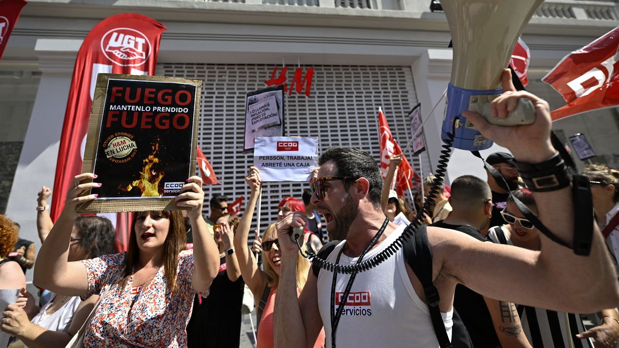 H&M workers on strike.