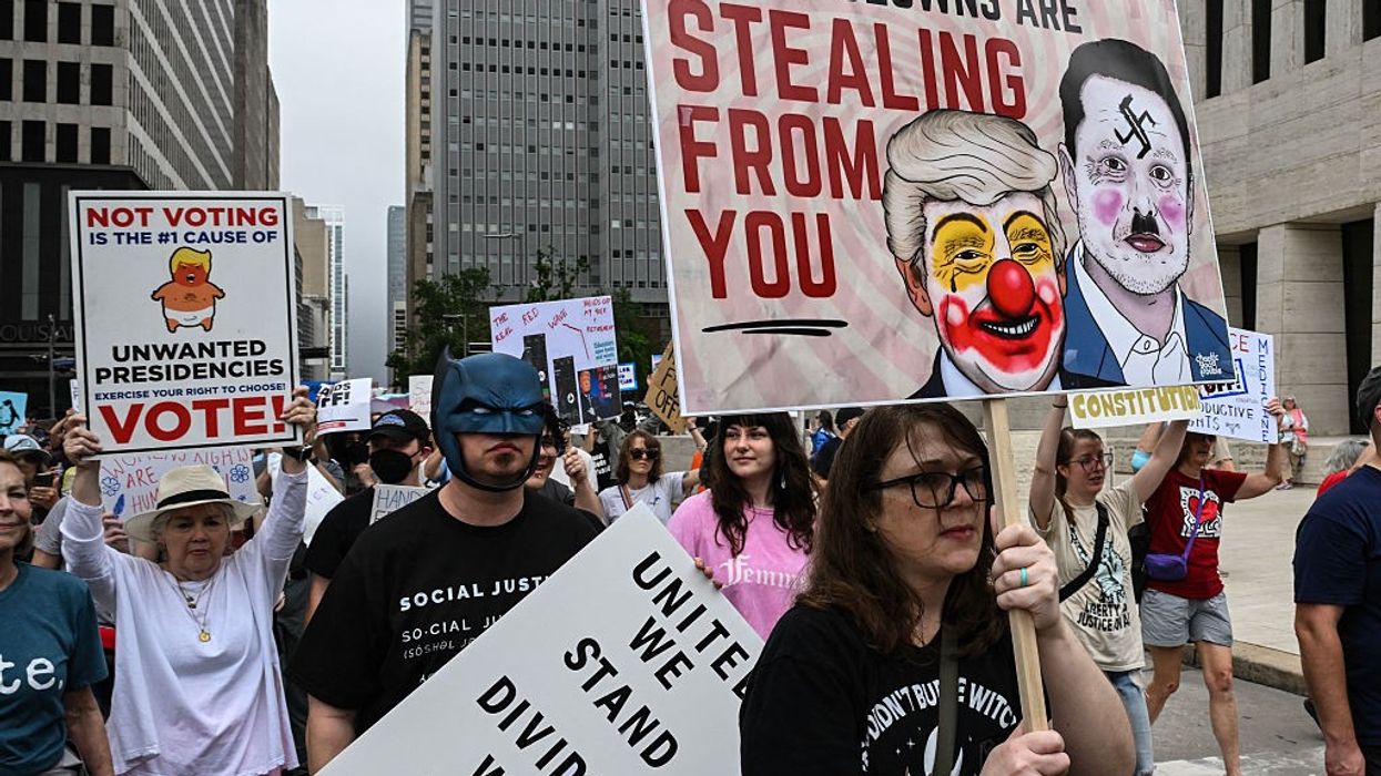 Hands off demonstration.