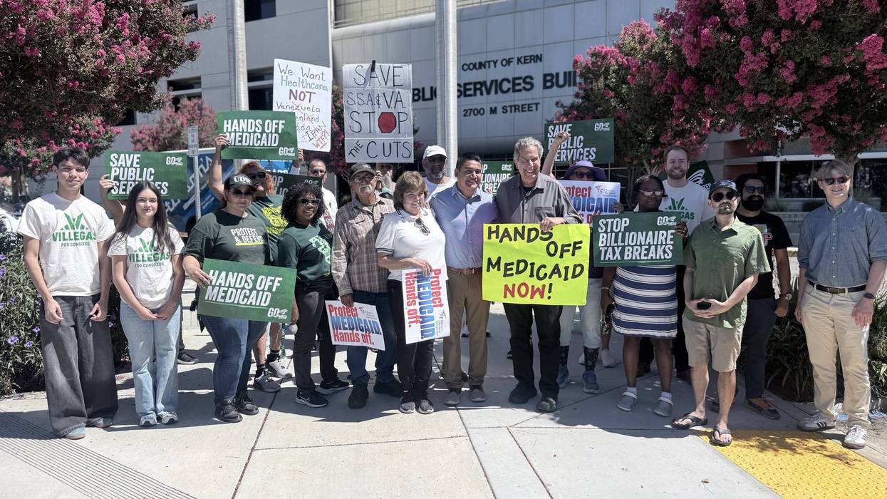 Hands off Medicaid / Randy Villegas