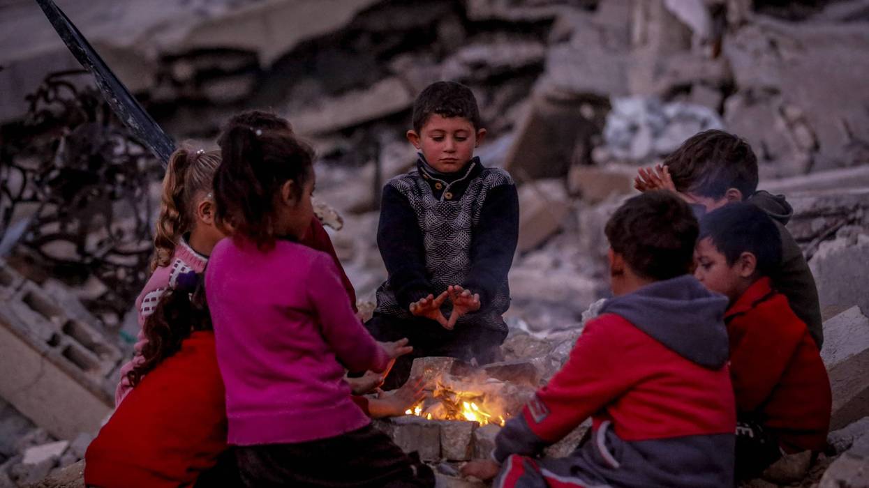Harsh weather conditions in Gaza worsen the lives of displaced people